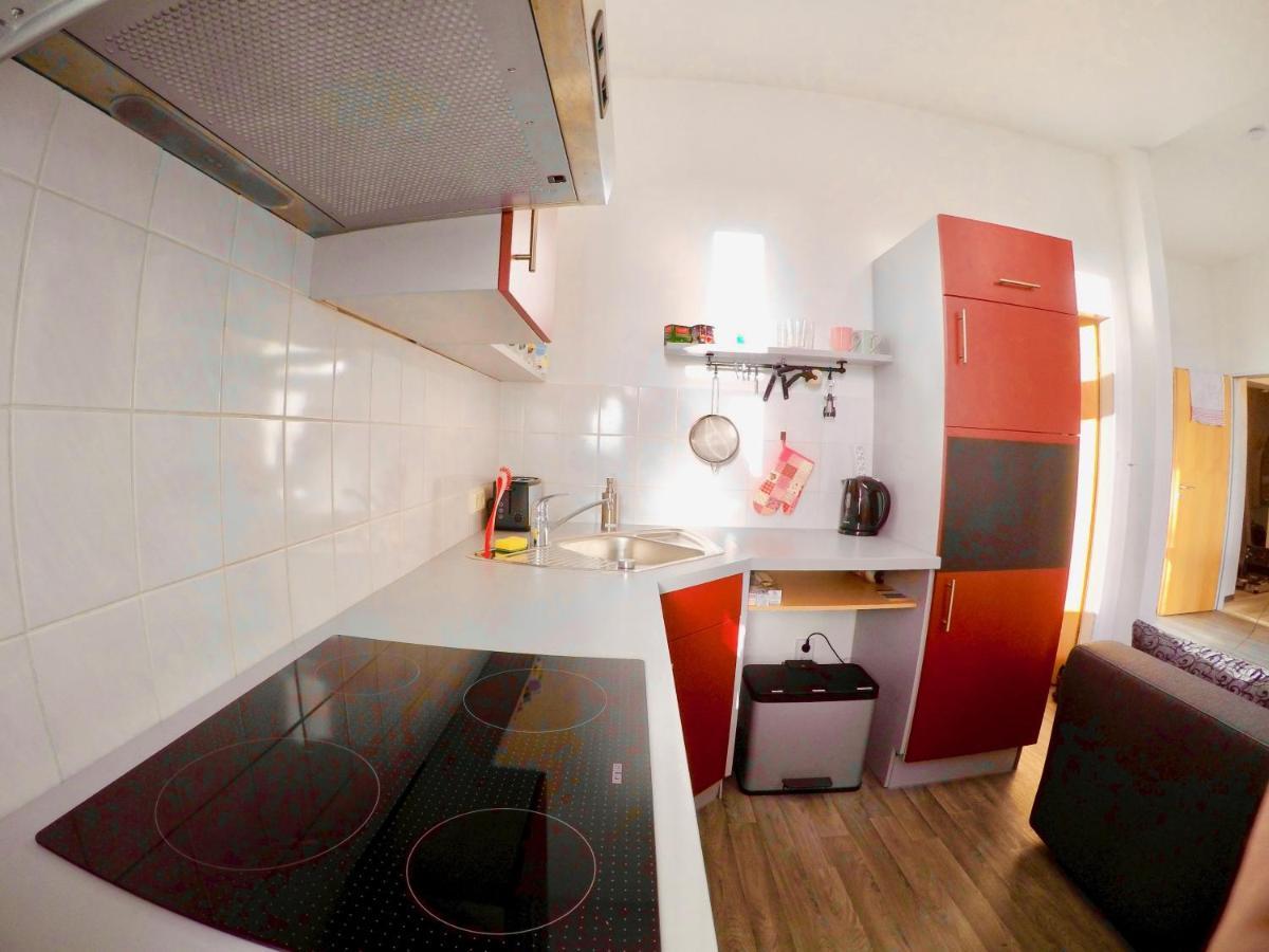 Vivid - Studioapartment Mit Balkon - Netflix - Wlan Вилхелмсхафен Екстериор снимка