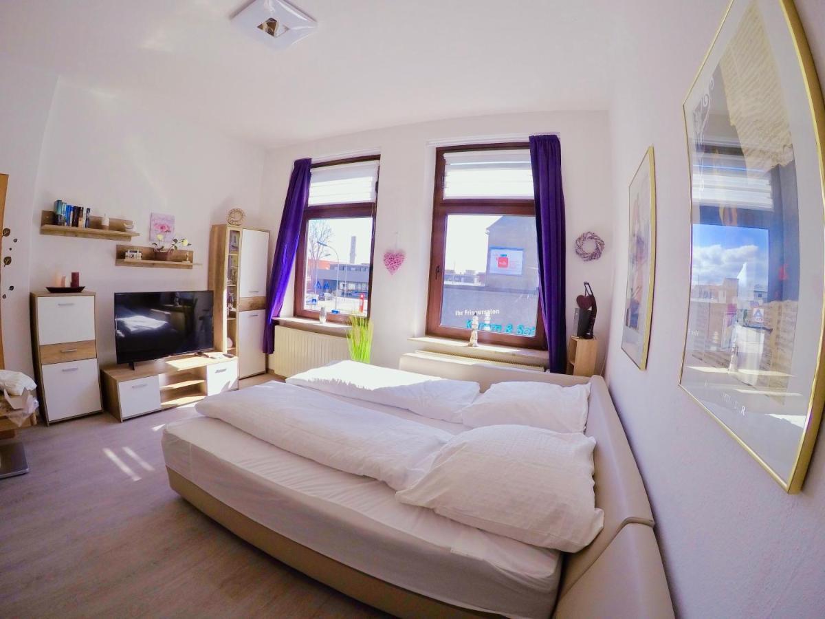 Vivid - Studioapartment Mit Balkon - Netflix - Wlan Вилхелмсхафен Екстериор снимка
