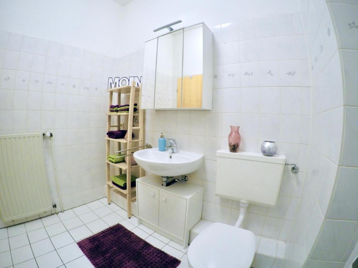 Vivid - Studioapartment Mit Balkon - Netflix - Wlan Вилхелмсхафен Екстериор снимка